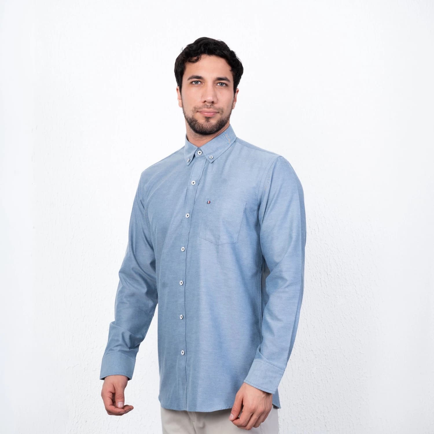Camisa Oxford ML Color Entero Etiqueta Azul PC-62607CA vista 3
